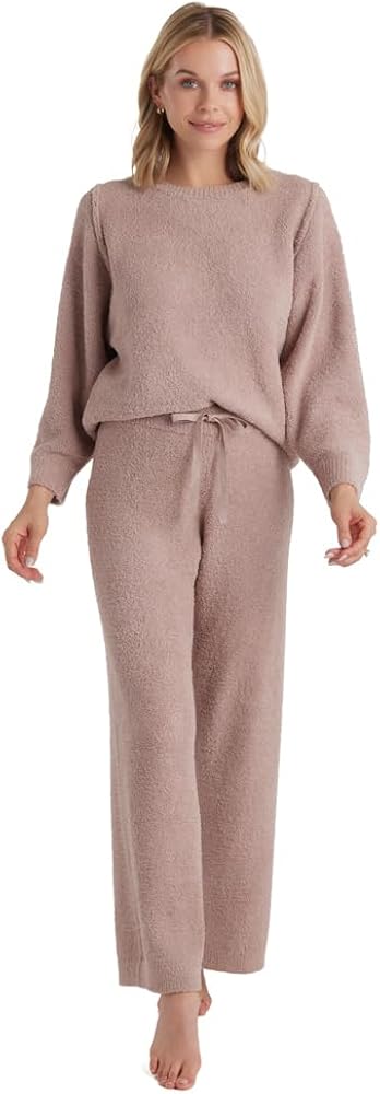 Softies Solid Marshmallow Reverse Seam Crew Neck Lounge Set for Women, Made of Cloud Soft Fabric