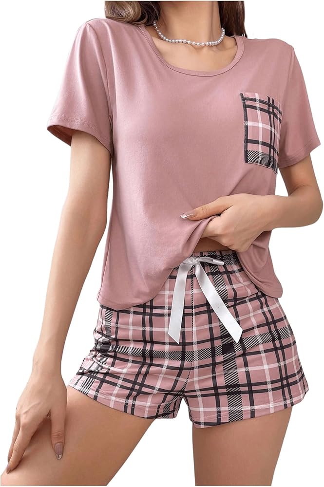 GORGLITTER Women's 2 Piece Plaid Pajama Set Pocket Patched Tee Top Bow Decor Shorts Sleepwear