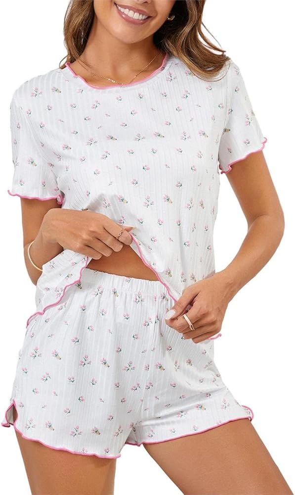 SOLY HUX Pajama Set for Women Cute Print Short Sleeve Tee and Shorts Lounge Sleepwear