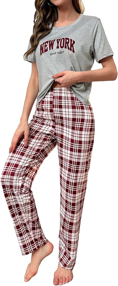 Verdusa Women's 2 Piece Pajama Set Letter Print Short Sleeve Tee Top and Plaid Pants Loungewear Pj Set