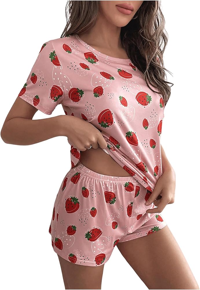 WDIRARA Women's Sleepwear Strawberry Print Short Sleeve Top and Shorts 2 Piece Cute Pajama Set