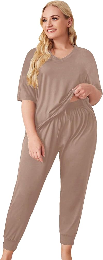 OYOANGLE Women's Plus Size 2 Piece Short Sleeve Pajama Set Letter Tshirt and pants Lounge Set Sleepwear