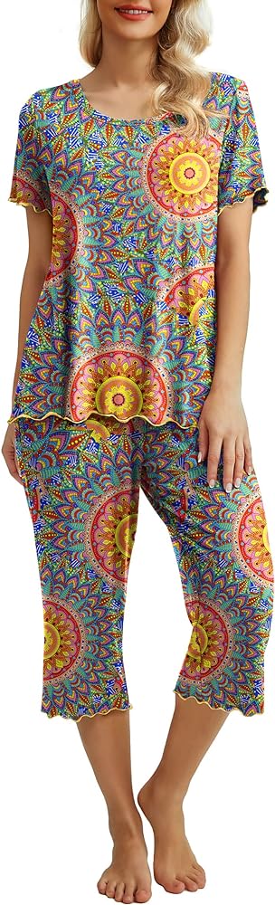 PrinStory Womens Pajama Sets Capri Pjs Set for Women Soft Pajamas Short Sleeve Sleepwear with Pockets