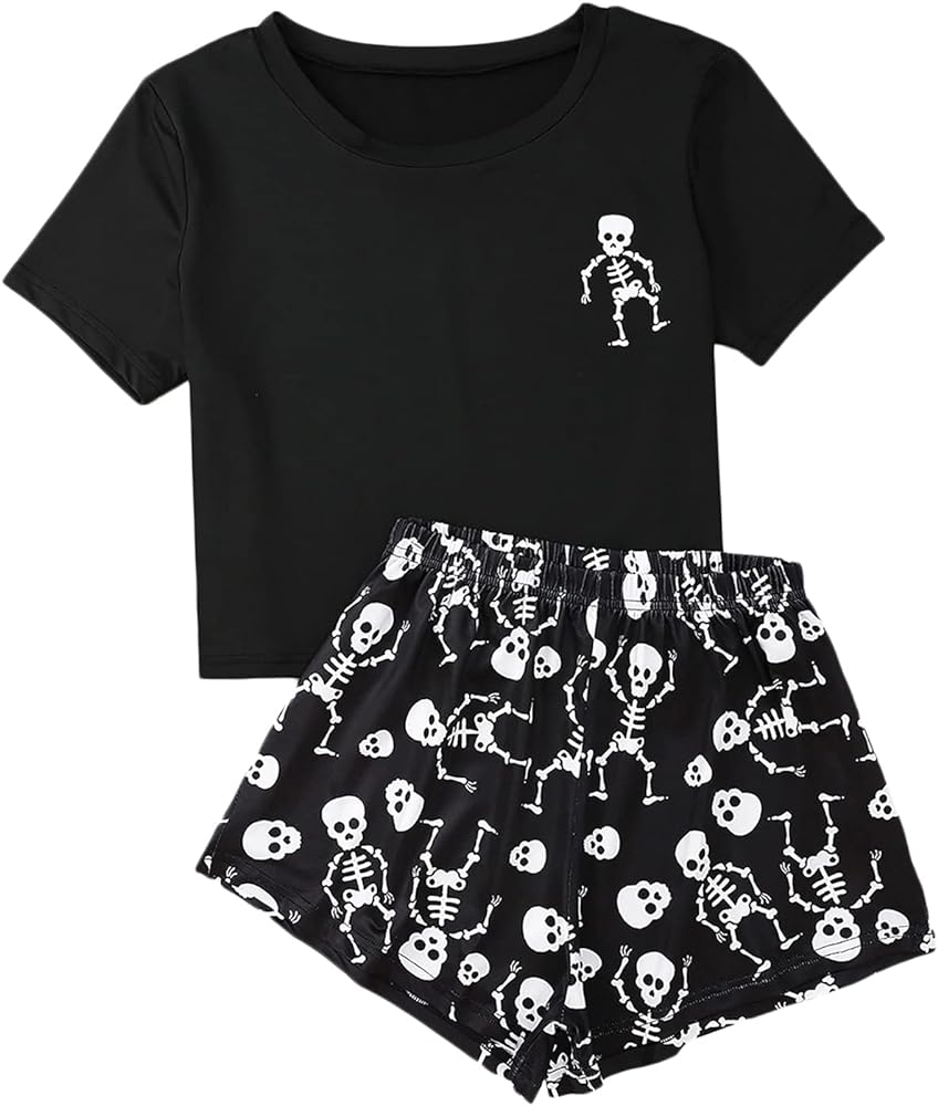 WDIRARA Women's Cartoon Cow Print Short Sleeve Tee and Shorts Pajama Set